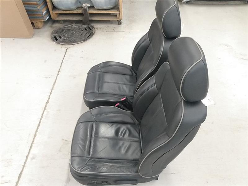 Hummer H3 Front Seat Set