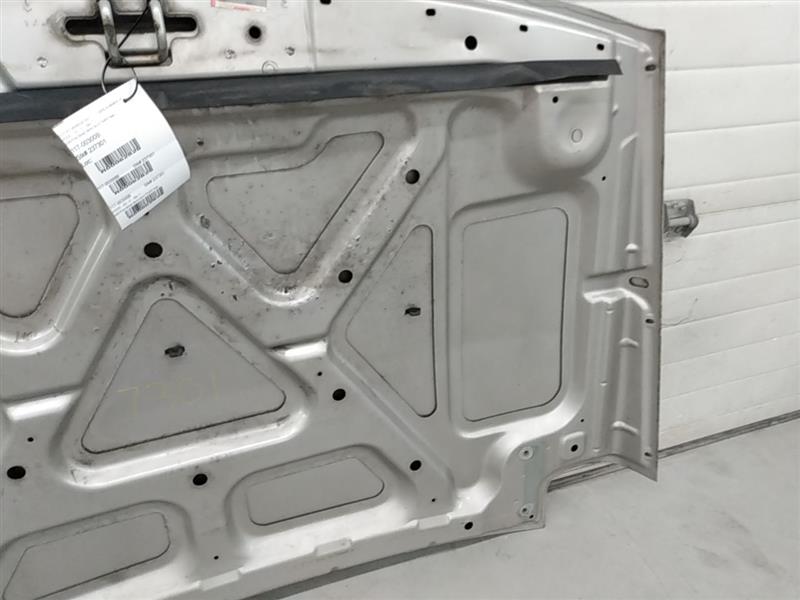 Hummer H3 Hood Assembly