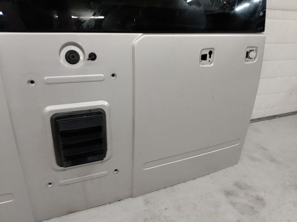 Hummer H3 Rear Tailgate Assembly with Glass