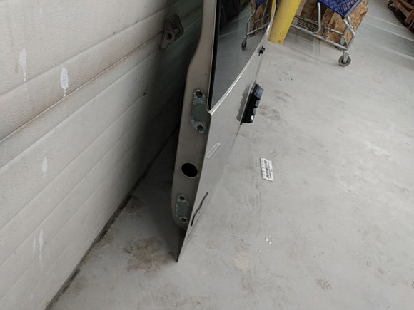 Hummer H3 Rear Tailgate Assembly with Glass