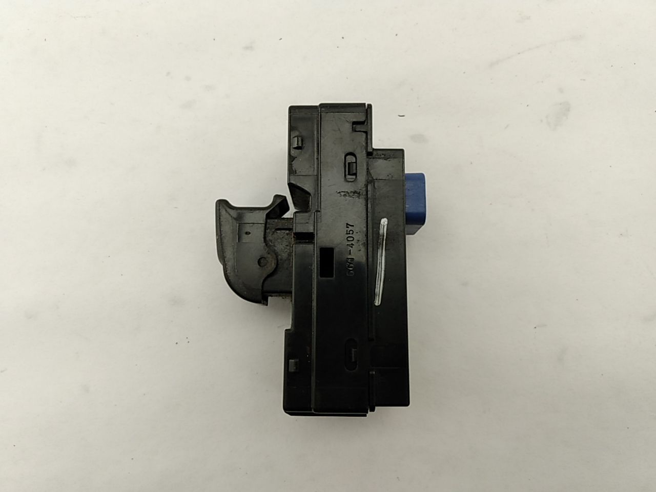 Hummer H3 Rear Right Window Switch