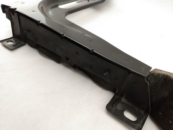 Saturn Sky Front Right Fender Inner Support Bracket