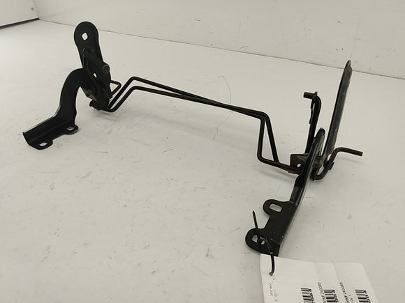 Saturn Sky Rear Trunk Hinge Assembly