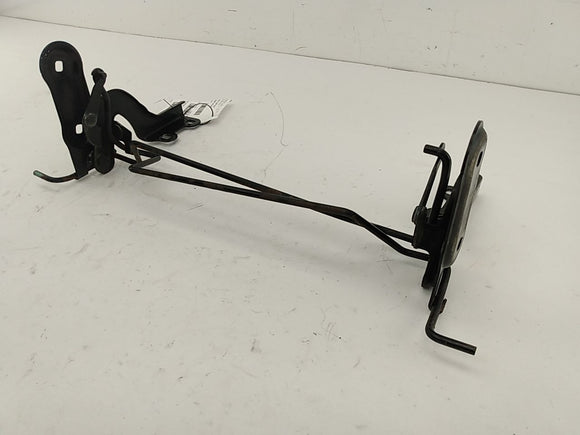 Saturn Sky Rear Trunk Hinge Assembly