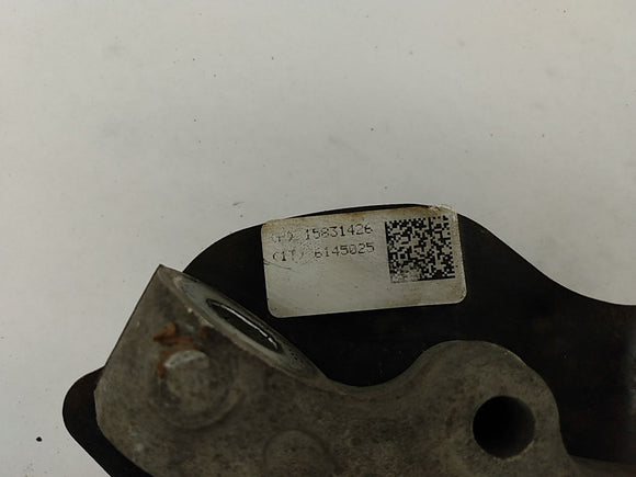 Saturn Sky Front Left Hub