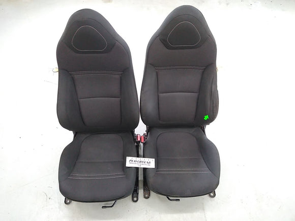 Saturn Sky Pair of Front Seats