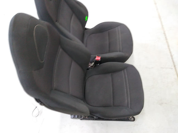 Saturn Sky Pair of Front Seats