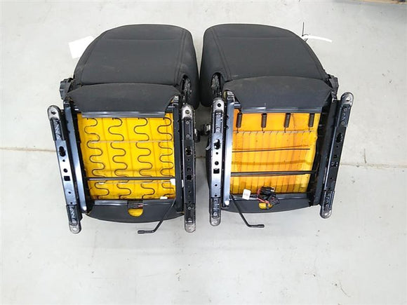 Saturn Sky Pair of Front Seats