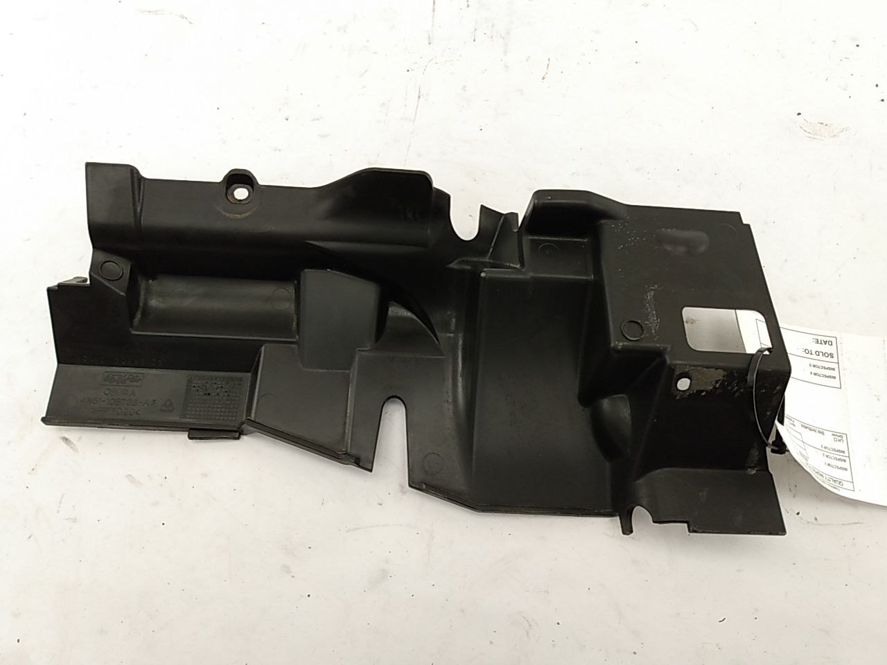 Volvo C30 Front Left Air Guide Panel