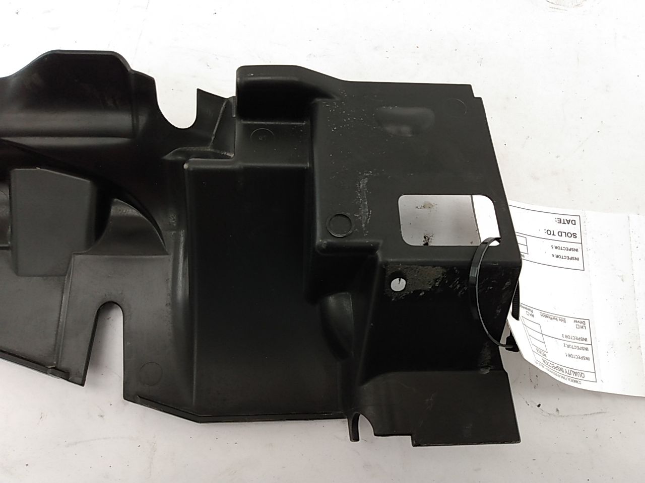 Volvo C30 Front Left Air Guide Panel