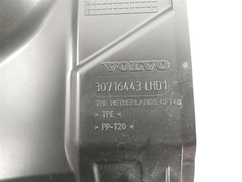 Volvo C30 Front Right Air Guide Panel