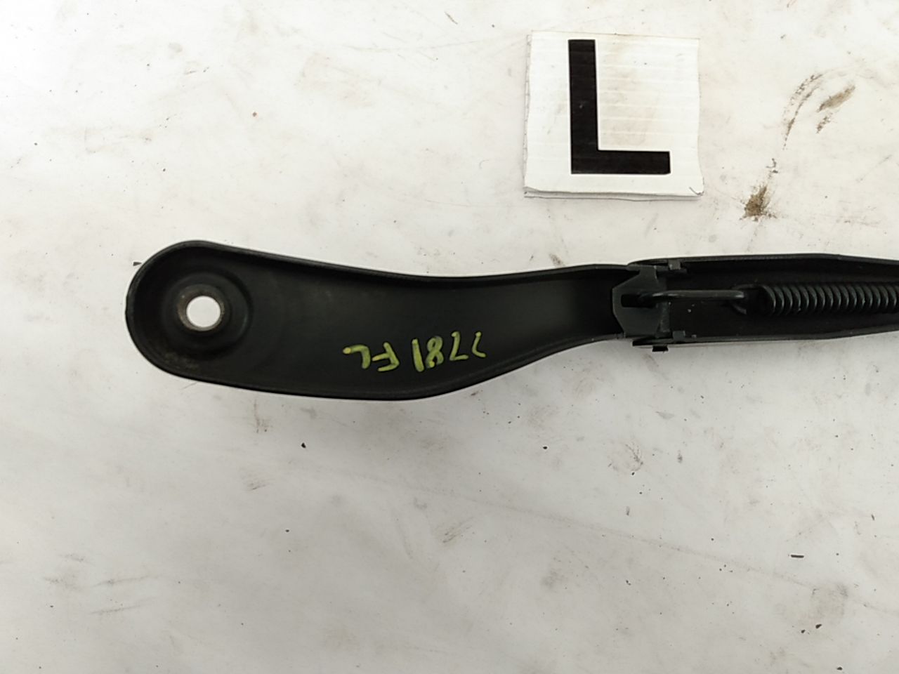 Volvo C30 Front Wiper Arm Set