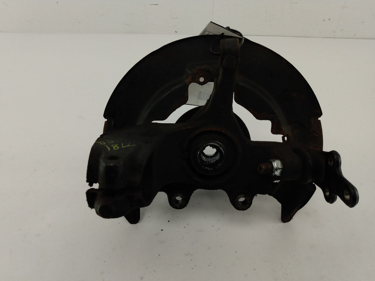 Volvo C30 Front Right Knuckle & Hub Assembly W/ Ball Joint