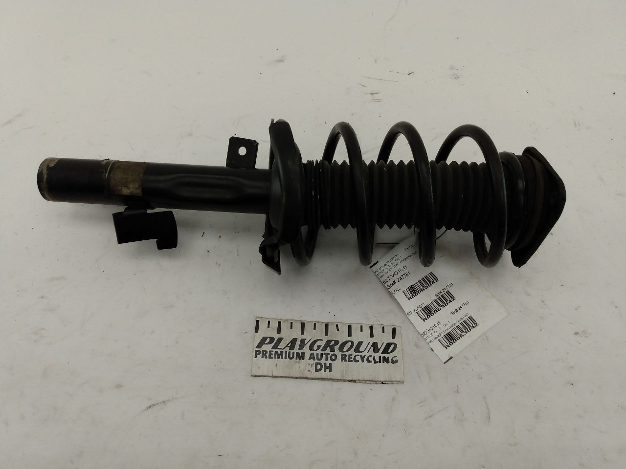 Volvo C30 Front Right Strut Assembly