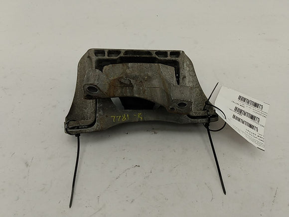 Volvo C30 Right Side Engine Mount