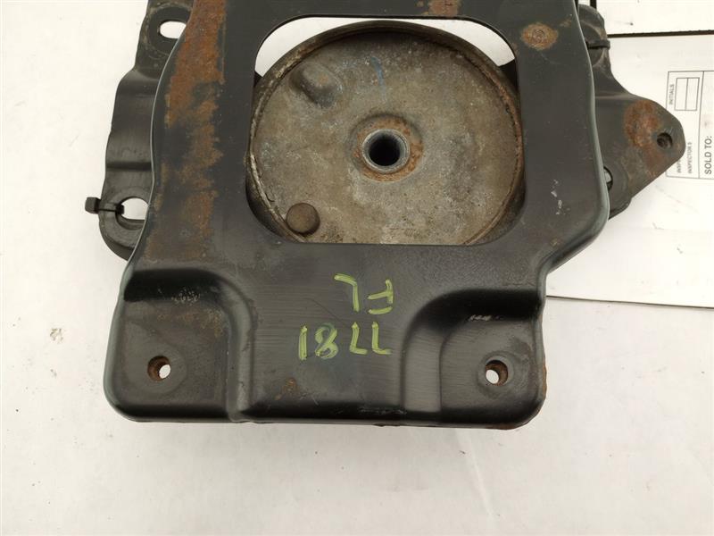 Volvo C30 Left Side Transmission Mount