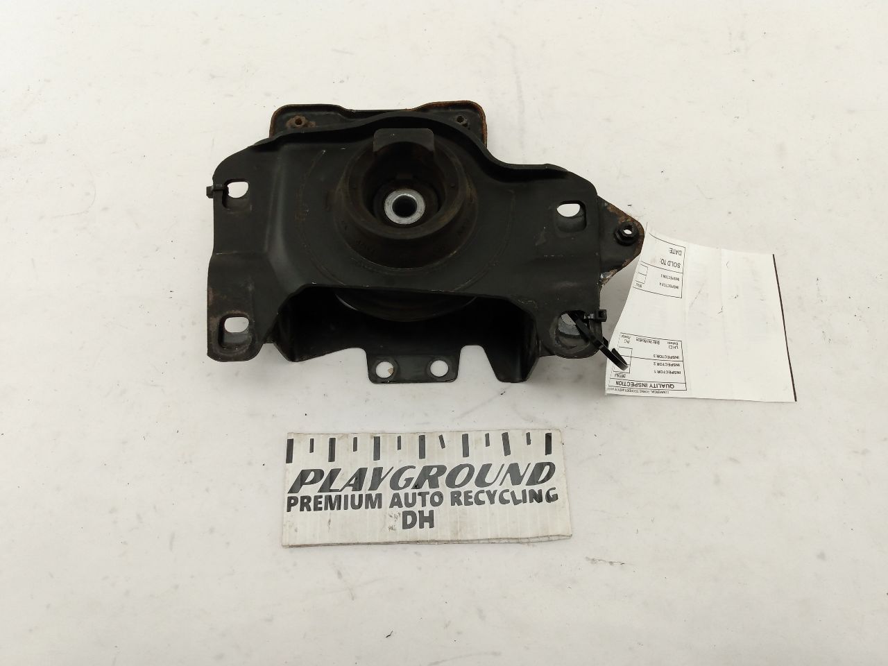 Volvo C30 Left Side Transmission Mount