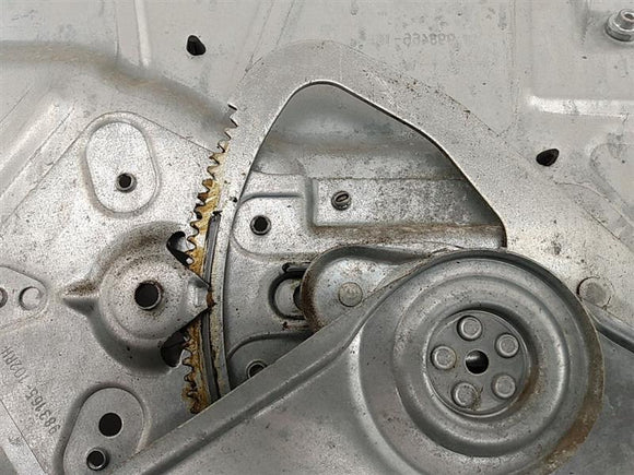 Volvo C30 Front Right Window Regulator Assembly