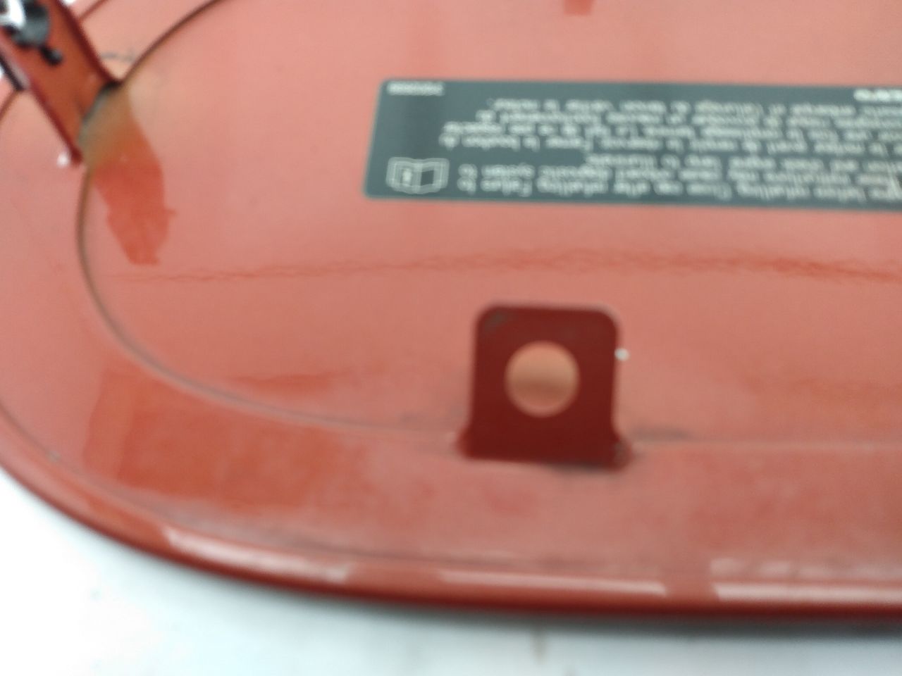 Volvo C30 Fuel Filler Door