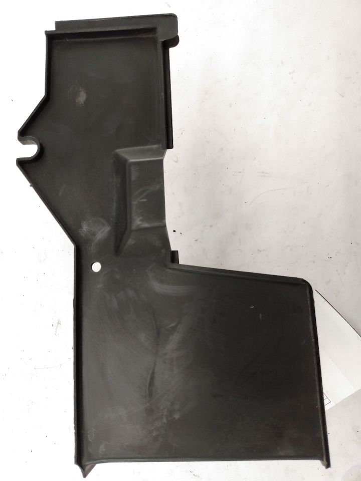 Volvo C30 Front Battery Tray Trim