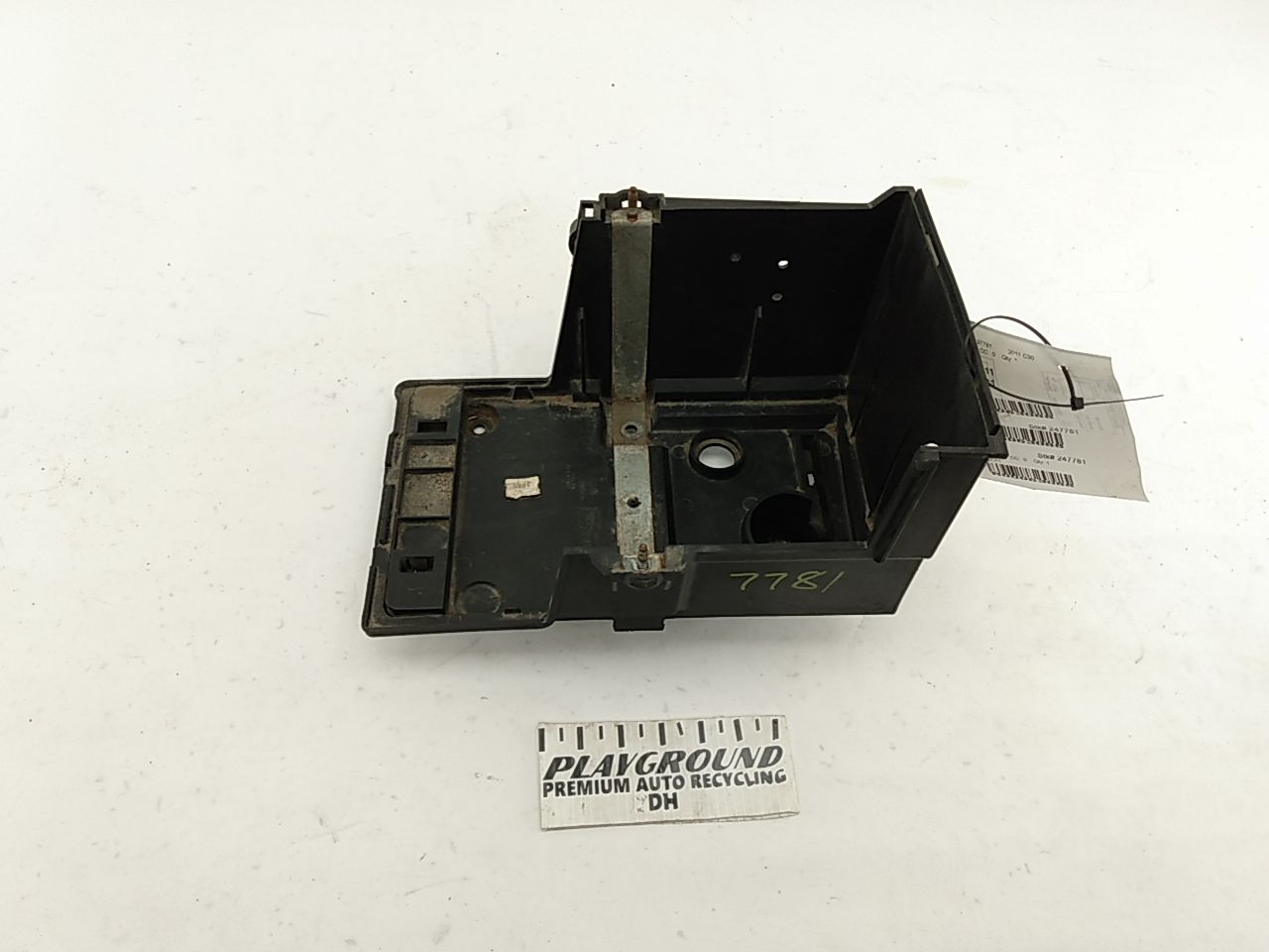 Volvo C30 Battery Tray