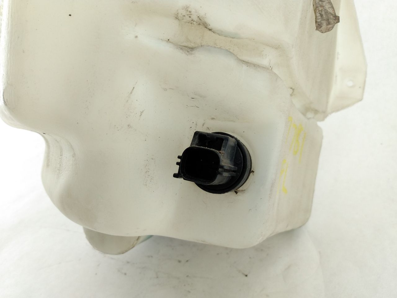 Volvo C30 Washer Fluid Reservoir