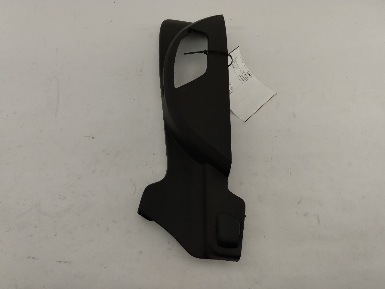 Volvo C30 Front Right Outer Seat Trim - 0