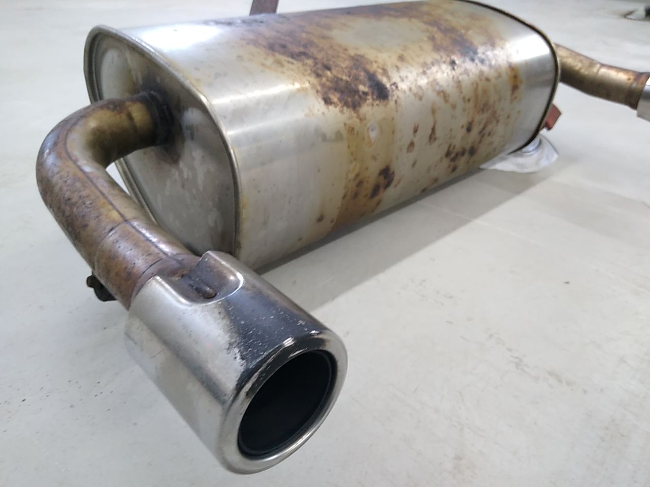 Volvo C30 Muffler