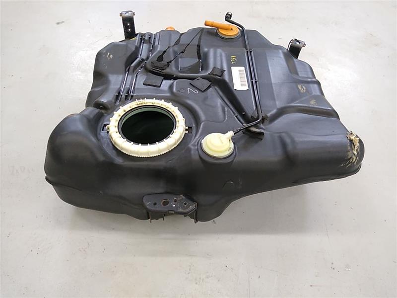 Volvo C30 Fuel Tank | Playground PAR