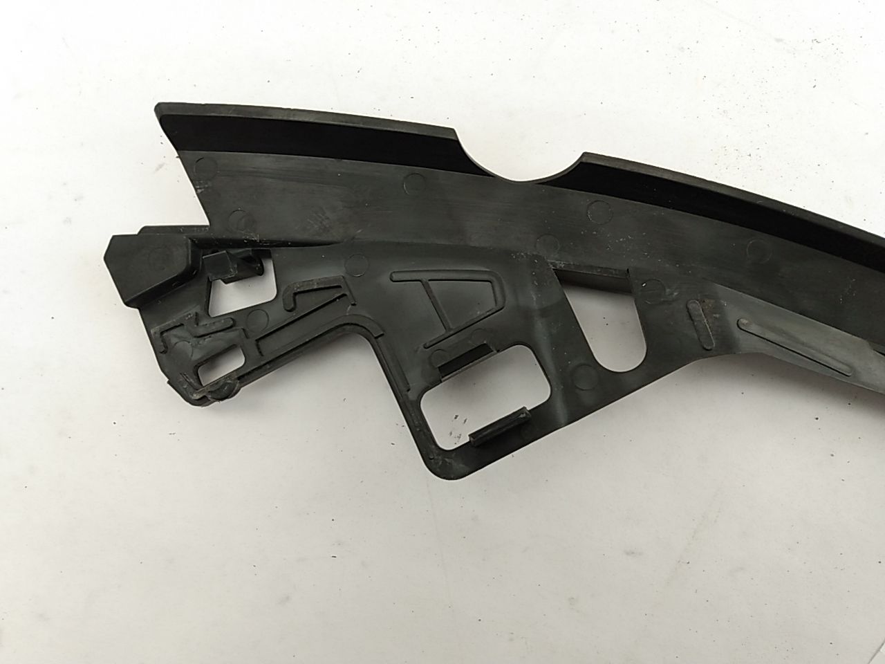 Volvo C30 Front Left Headlight Mount Bracket