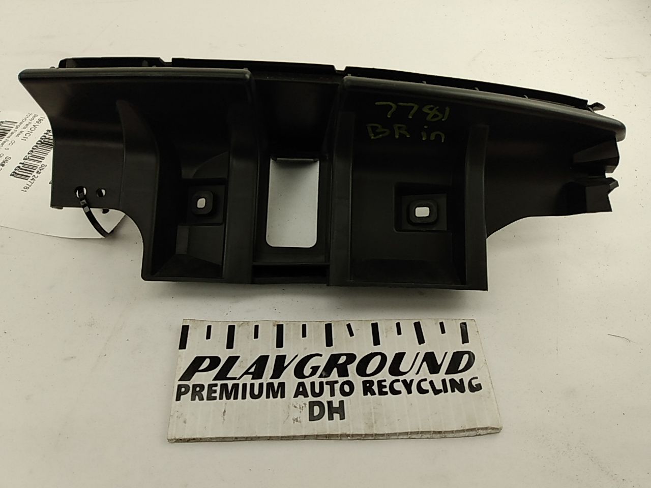 Volvo C30 Rear Right Inner Bumper Bracket