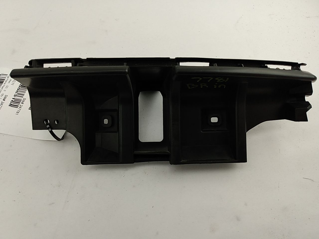 Volvo C30 Rear Right Inner Bumper Bracket - 0