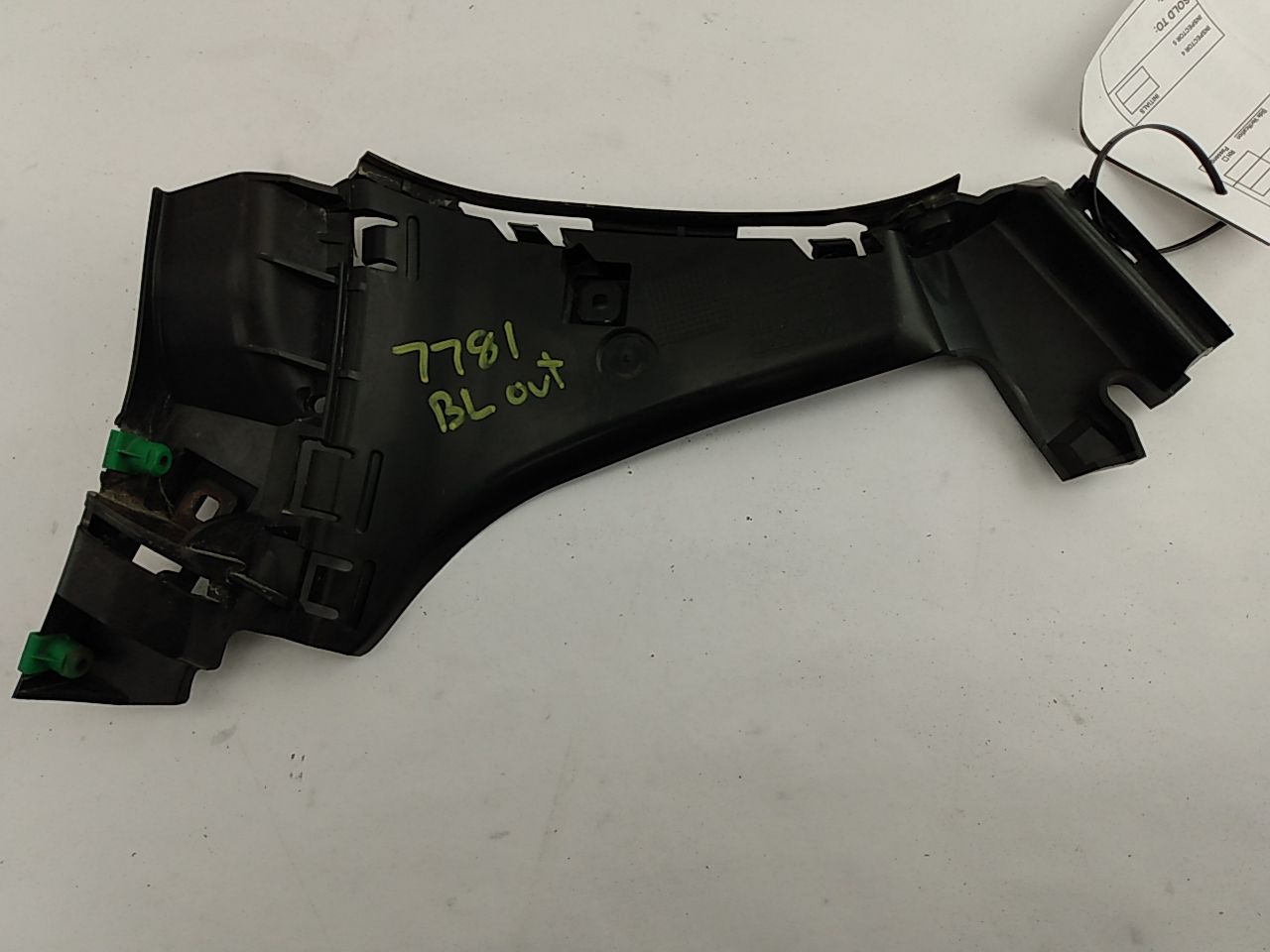 Volvo C30 Rear Left Outer Bumper Bracket - 0