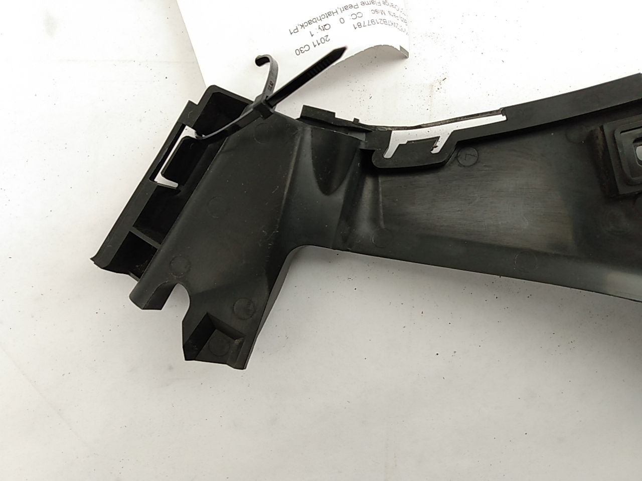 Volvo C30 Rear Left Outer Bumper Bracket