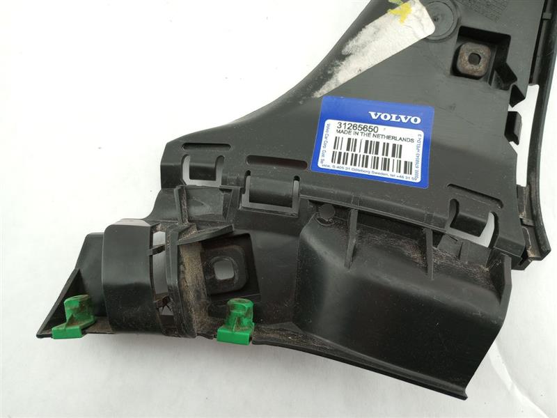 Volvo C30 Rear Right Outer Bumper Bracket - 0