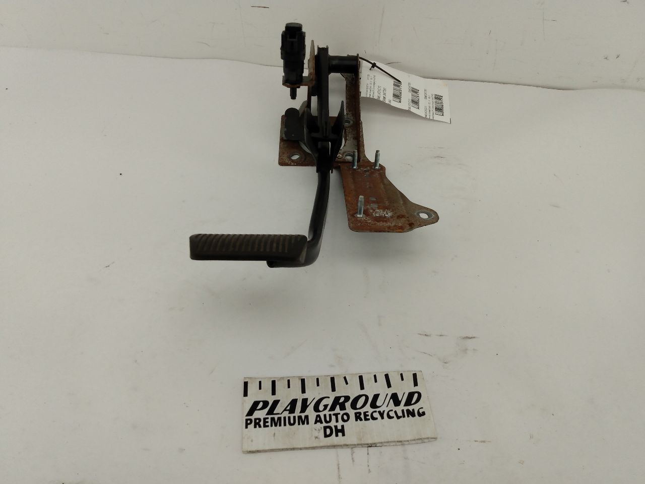 Volvo C30 Brake Pedal Assembly