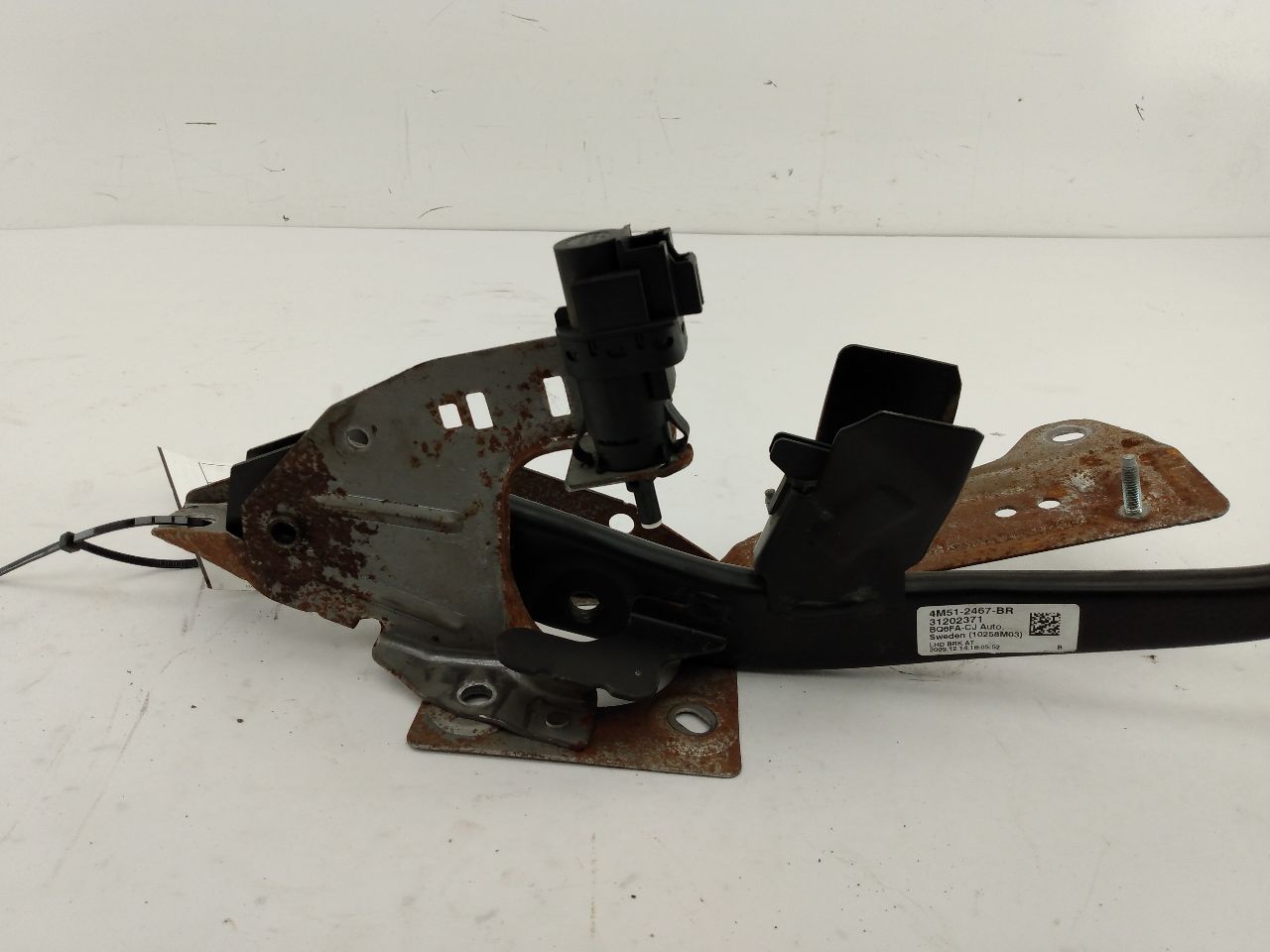 Volvo C30 Brake Pedal Assembly