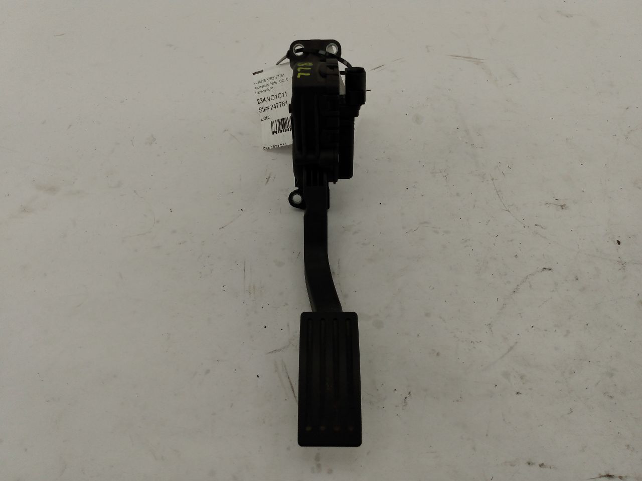 Volvo C30 Accelerator Pedal - 0