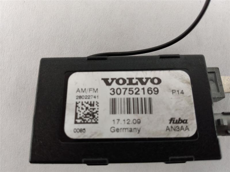 Volvo C30 Left Side Antenna Amplifier