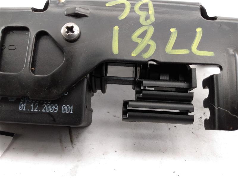 Volvo C30 Trunk Latch