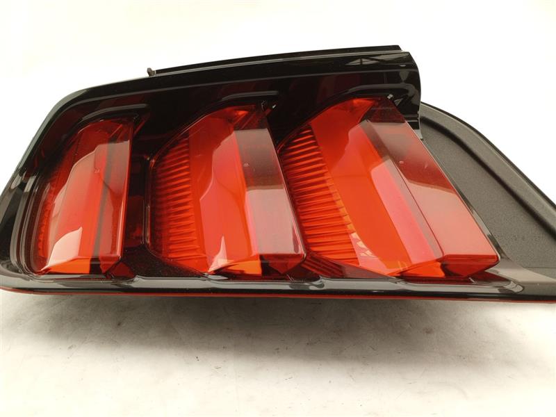 Ford Mustang Rear Left Tail Light Assembly