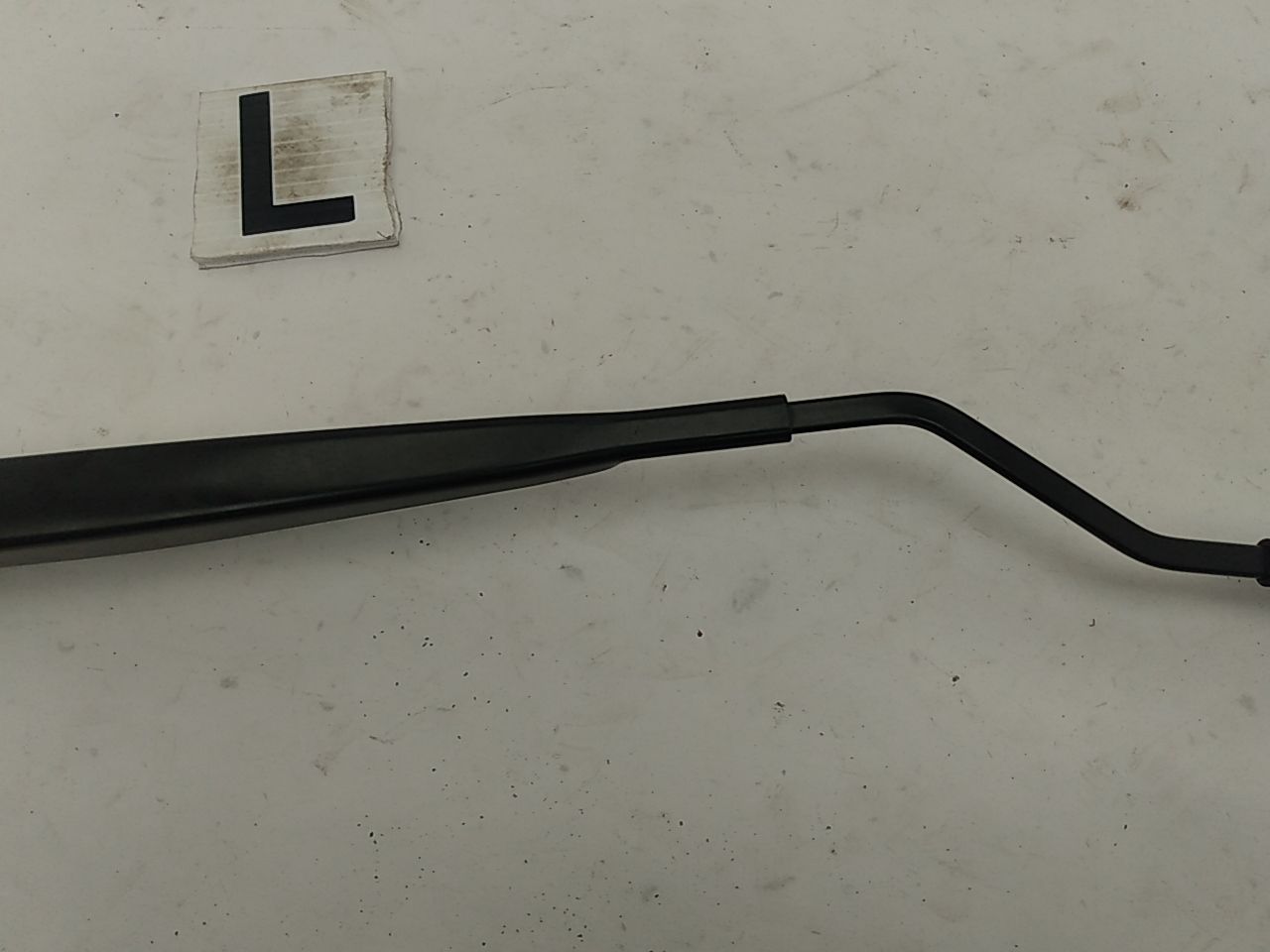 Ford Mustang Windshield Wiper Arm Set