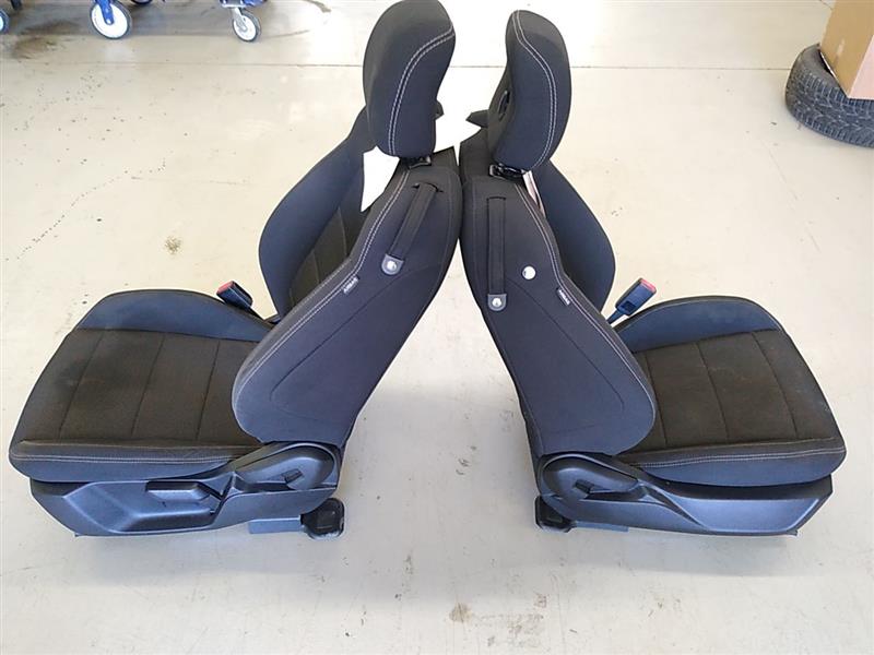 Ford Mustang Front Seat Pair