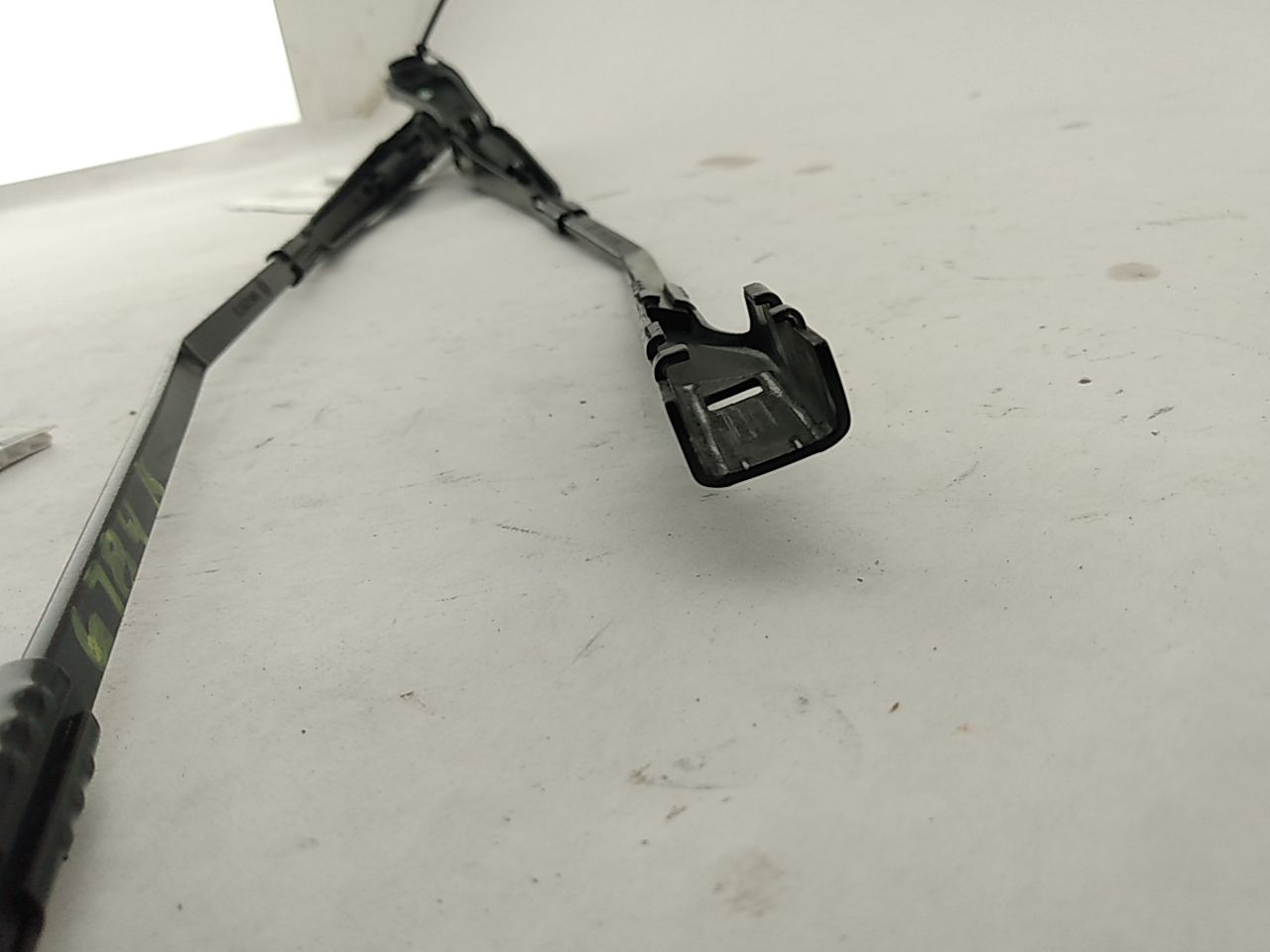 Alfa Romeo Giulia Windsheild Wiper Arm Pair