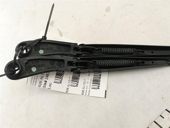 Alfa Romeo Giulia Windsheild Wiper Arm Pair