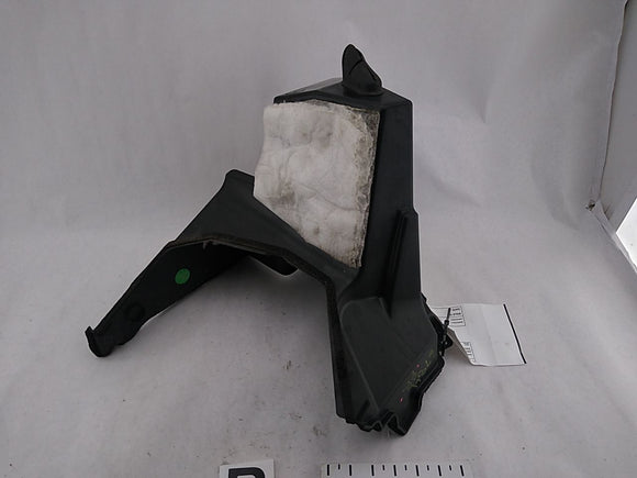 Alfa Romeo Giulia Front Right Air Intake Duct Cover 
50543649