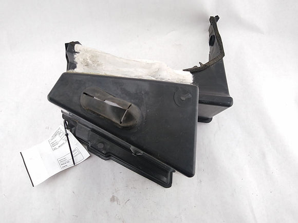Alfa Romeo Giulia Front Right Air Intake Duct Cover 
50543649
