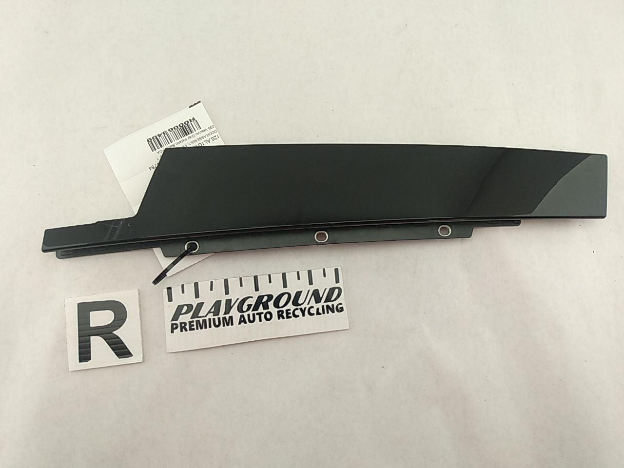 Alfa Romeo Giulia Front Right Door Strip 
2600000003398
156125818