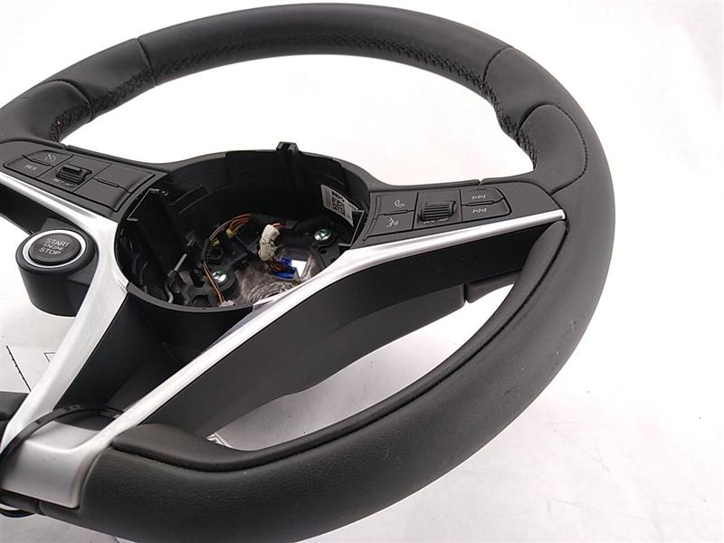 Alfa Romeo Giulia Steering Wheel
01561262900 - 0