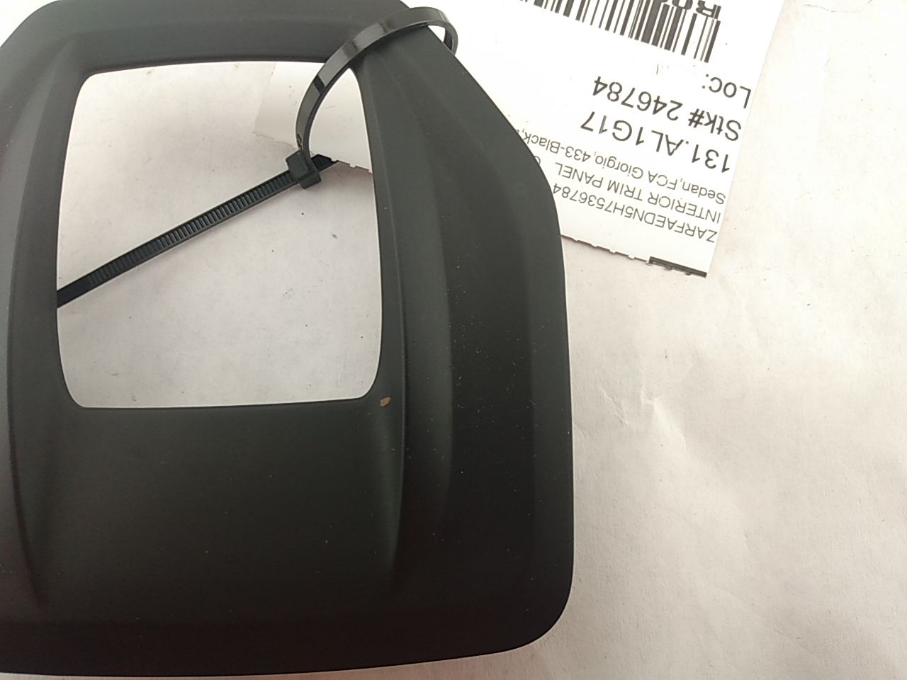 Alfa Romeo Giulia Shifter Trim Bezel
15611015700